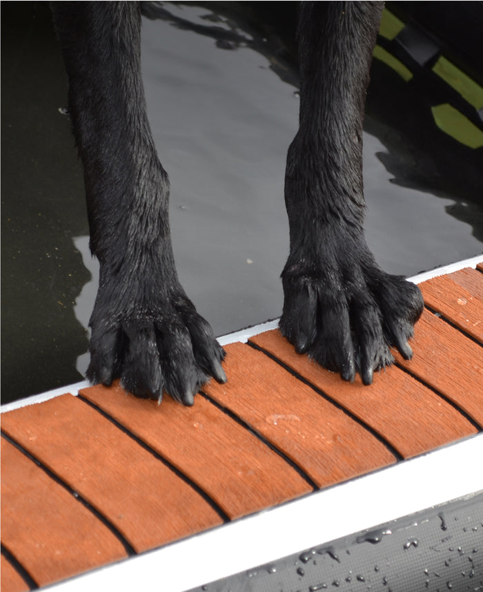 Wet traction deck close-up